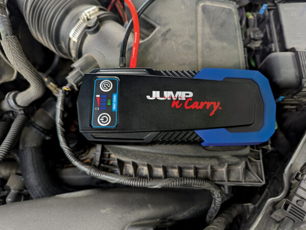 JNC305 300 Start Assist Amp 12 Volt Lithium Jump Starter - Image 4